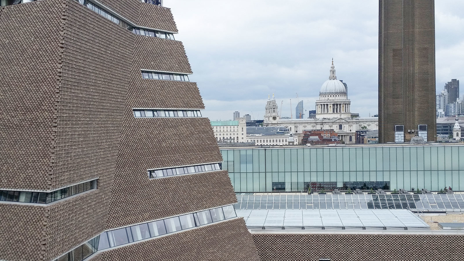 Tate Modern Extension (Abstract)