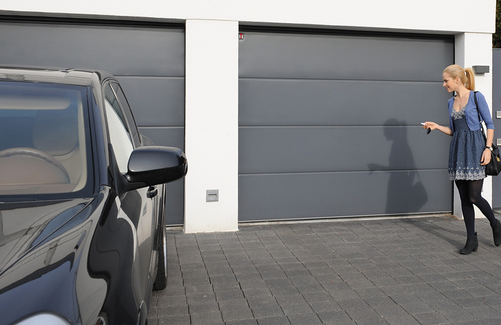 CarTeck Insulated Solid Sectional Garage Door - Smooth Anthracite Grey RAL 7016