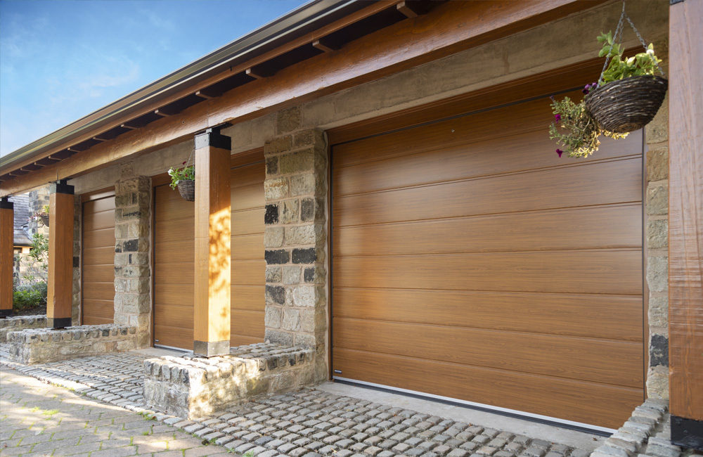 CarTeck Insulated Centre Rib Sectional Garage Door - Woodgrain Golden Oak