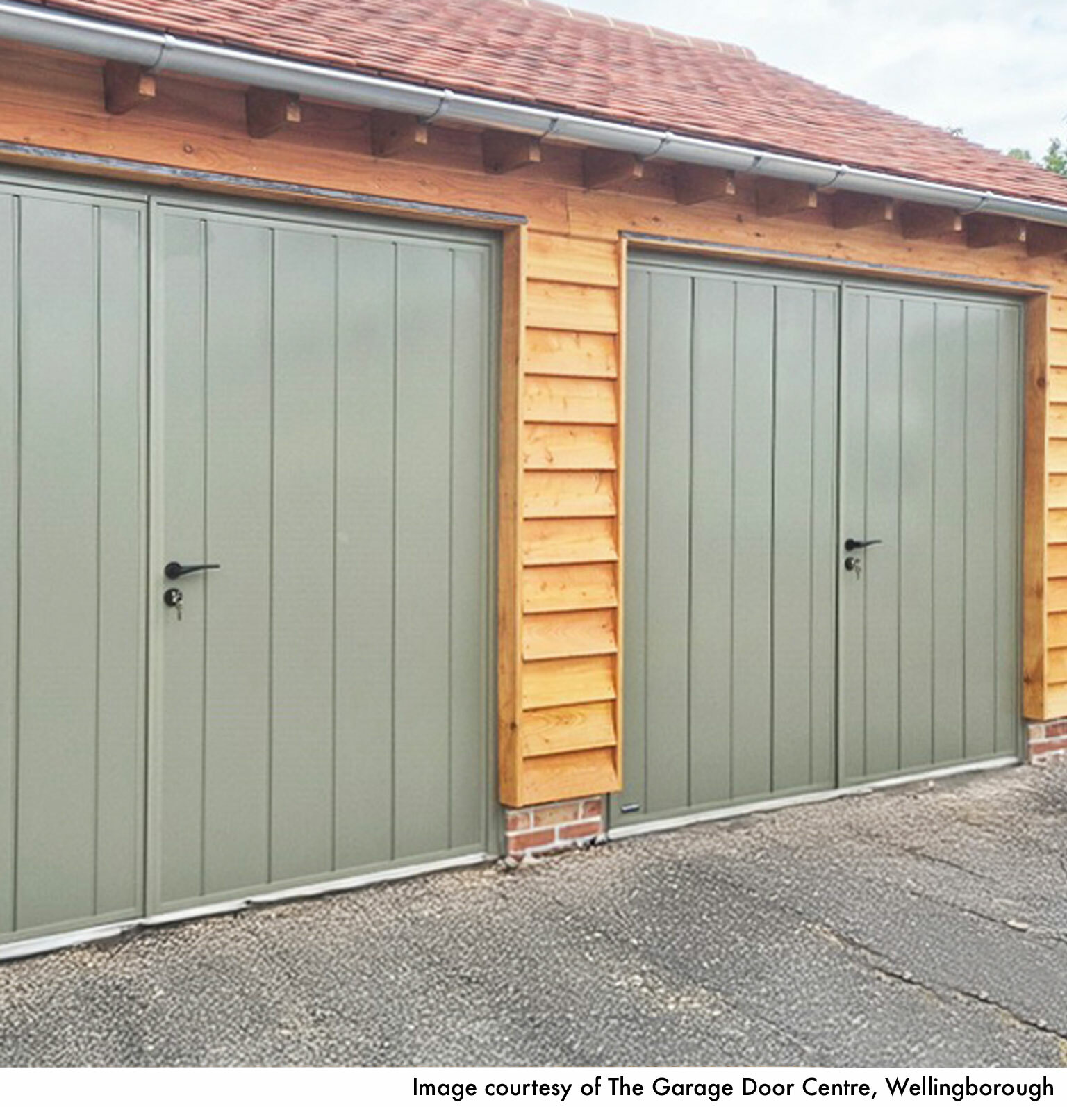 CarTeck Insulated Centre Ribbed Side Hinged Garage Door - Smooth Stone Grey with Black Powder Coat Handles