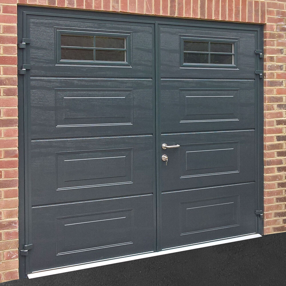 Teckentrup Carteck Side Hinged Horizontal Woodgrain In Anthracite With Cross Mullion Windows