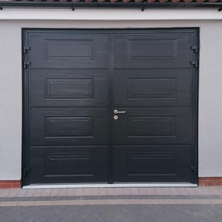 Teckentrup Carteck Side Hinged Horizontal Woodgrain In Black