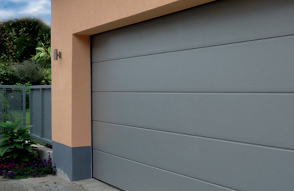 CarTeck Insulated Solid Sectional Garage Door - Smooth Grey Aluminium RAL 9007