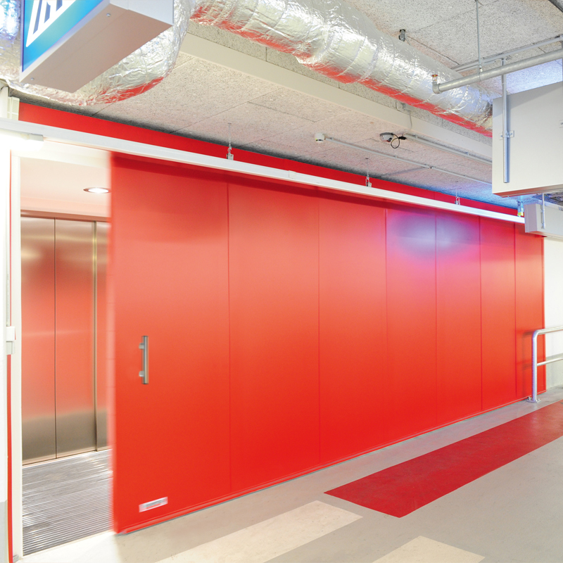 Fire-resistant Steel Sliding Door T30-1-FSA "Teckentrup 72 E" In A Car Park