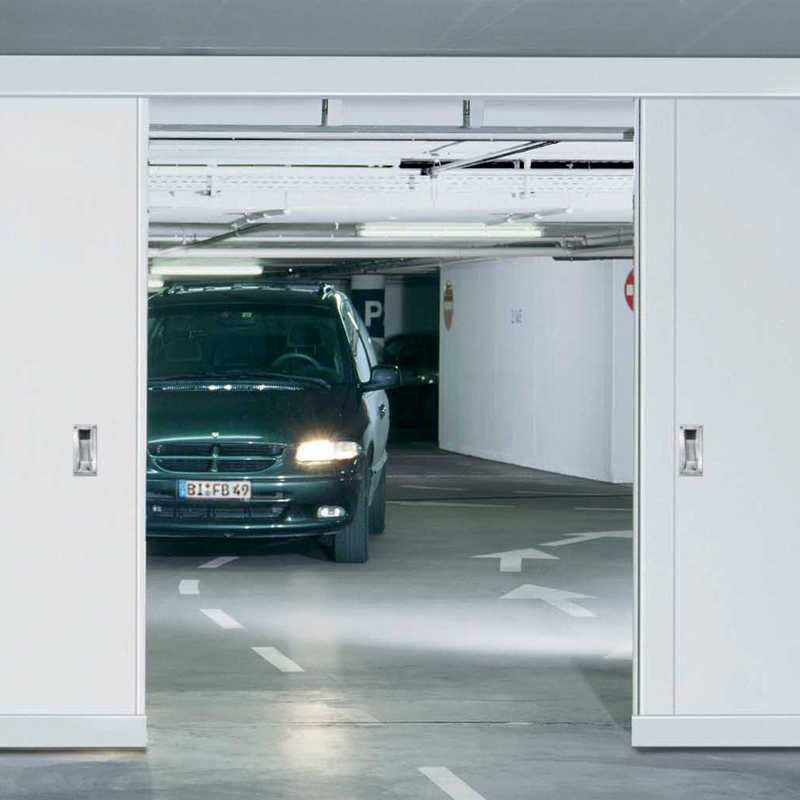 Fire-resistant steel sliding door EI2 90 „Teckentrup 62 FST“ In An Underground Car Park